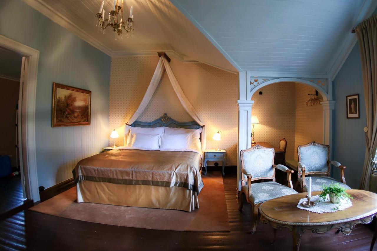 Jervell Gjestehus Hotel โอเลซุนด์ ภายนอก รูปภาพ