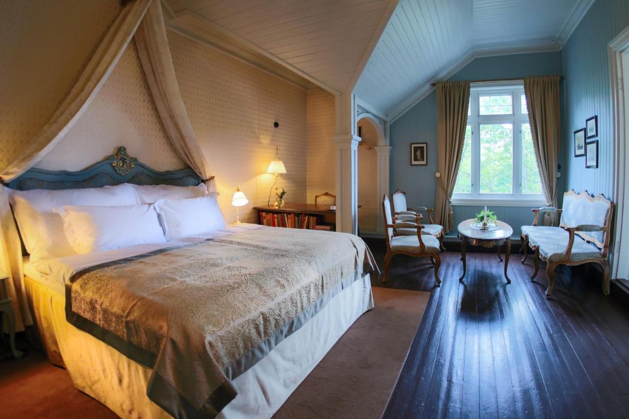 Jervell Gjestehus Hotel โอเลซุนด์ ภายนอก รูปภาพ