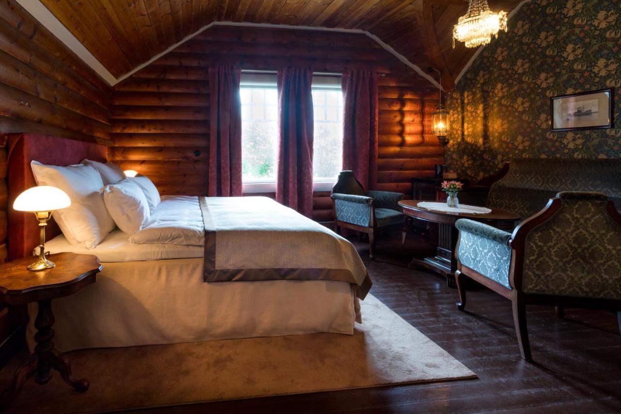 Jervell Gjestehus Hotel โอเลซุนด์ ภายนอก รูปภาพ