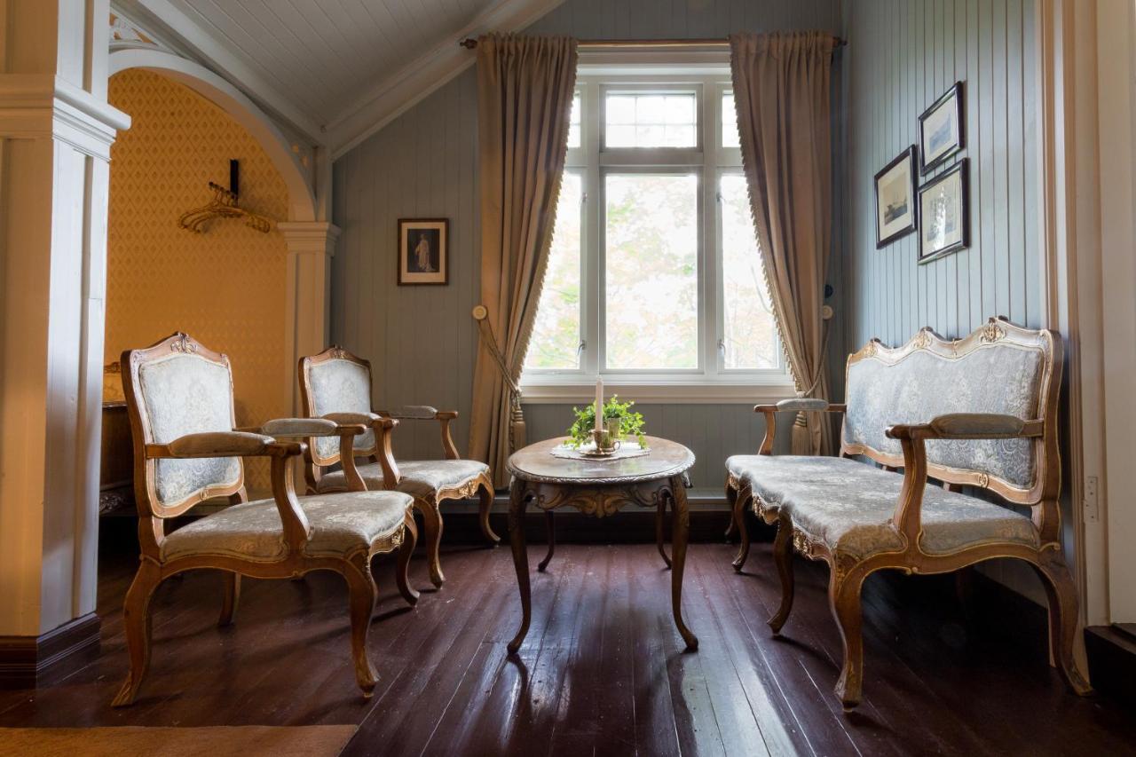 Jervell Gjestehus Hotel โอเลซุนด์ ภายนอก รูปภาพ